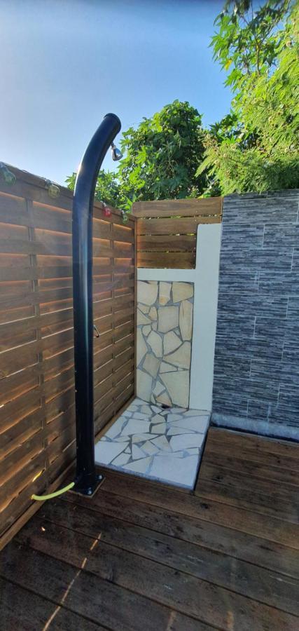 "Chez Claudia "Charmant Logement Avec Jacuzzi Privatif En Toute Intimite Sur Belle Terrasse Exterieure En Bois Et Piscine Courcelles エクステリア 写真