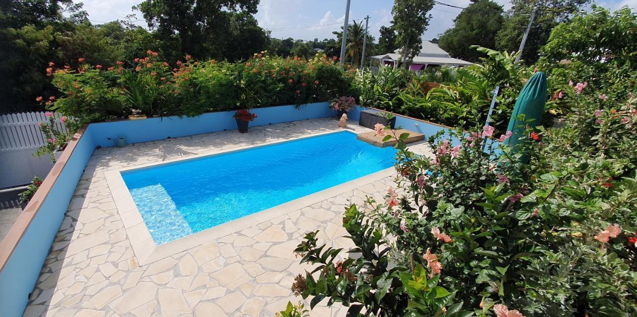 "Chez Claudia "Charmant Logement Avec Jacuzzi Privatif En Toute Intimite Sur Belle Terrasse Exterieure En Bois Et Piscine Courcelles エクステリア 写真