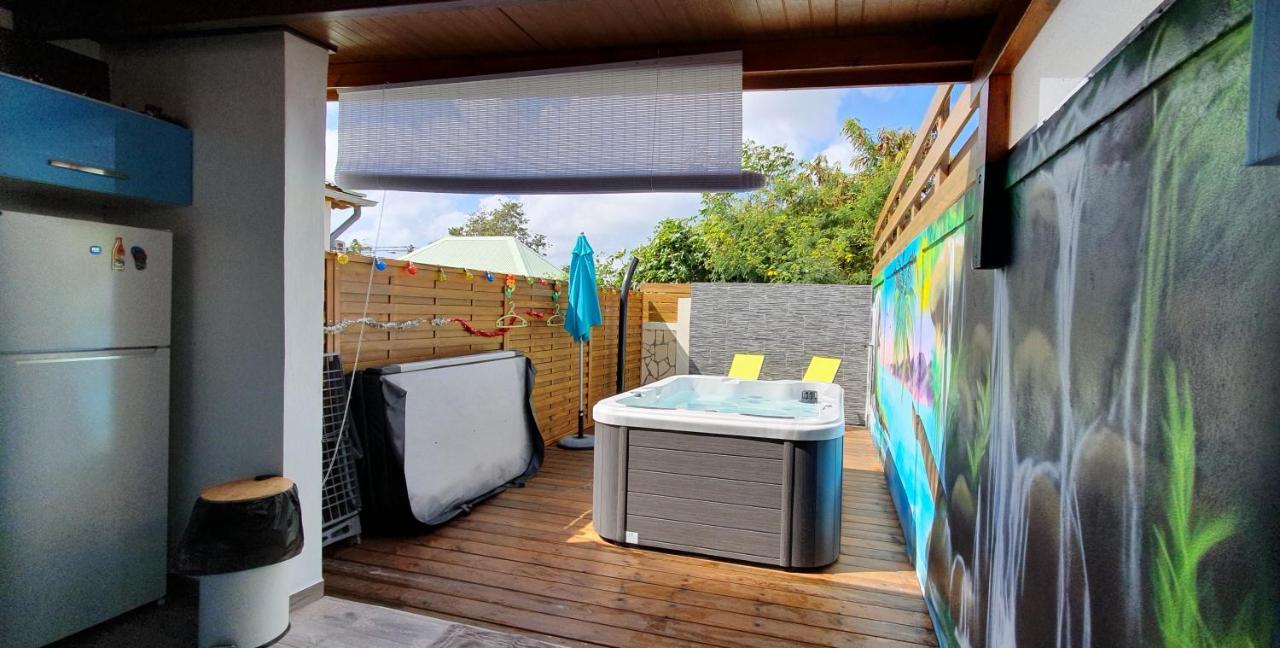 "Chez Claudia "Charmant Logement Avec Jacuzzi Privatif En Toute Intimite Sur Belle Terrasse Exterieure En Bois Et Piscine Courcelles エクステリア 写真