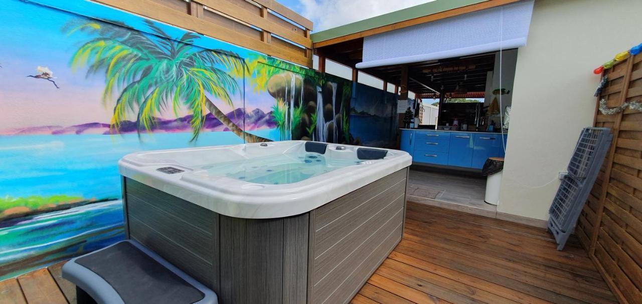 "Chez Claudia "Charmant Logement Avec Jacuzzi Privatif En Toute Intimite Sur Belle Terrasse Exterieure En Bois Et Piscine Courcelles エクステリア 写真
