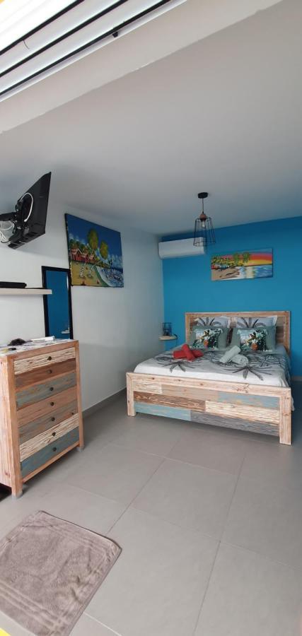 "Chez Claudia "Charmant Logement Avec Jacuzzi Privatif En Toute Intimite Sur Belle Terrasse Exterieure En Bois Et Piscine Courcelles エクステリア 写真